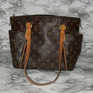 Louis Vuitton Totally PM